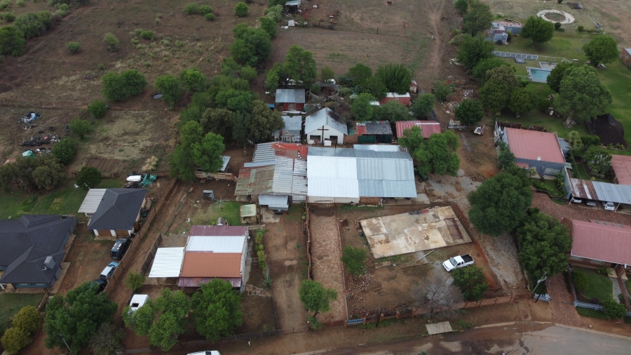 6 Bedroom Property for Sale in Elandsheuwel North West